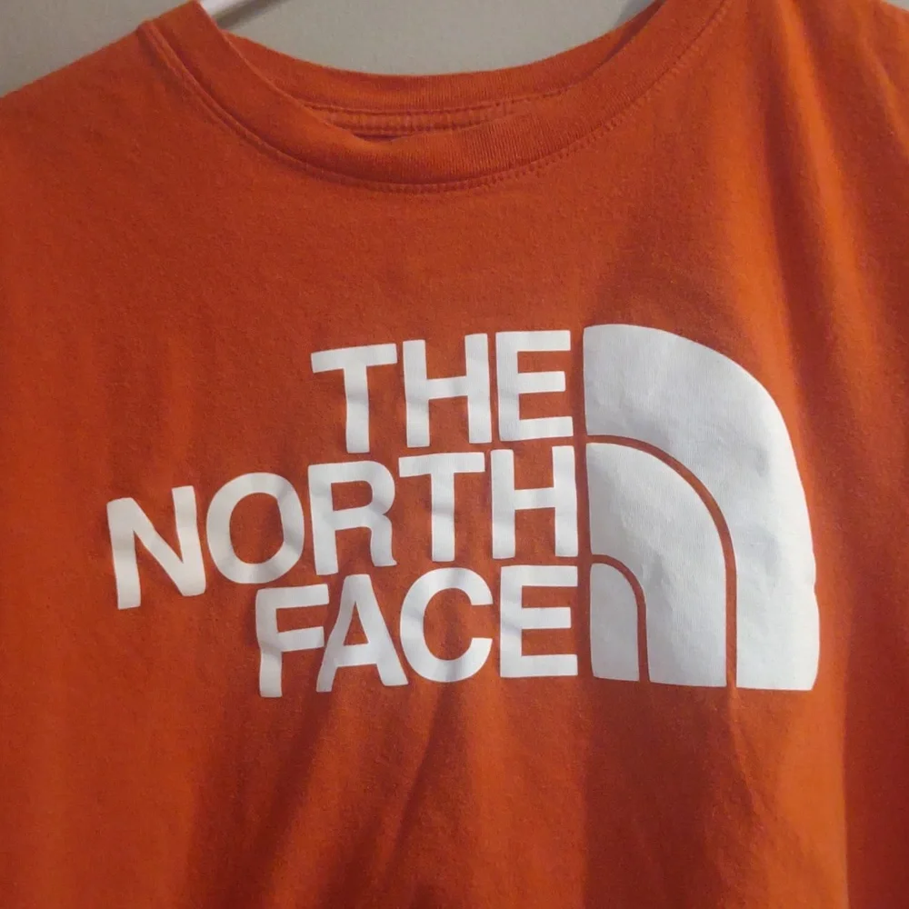 The North Face Men's‎ Xlarge Burnt Orange Short Sleeve Tee Shirt